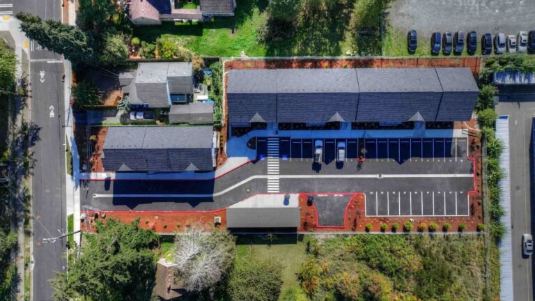 A St drone overhead_11zon